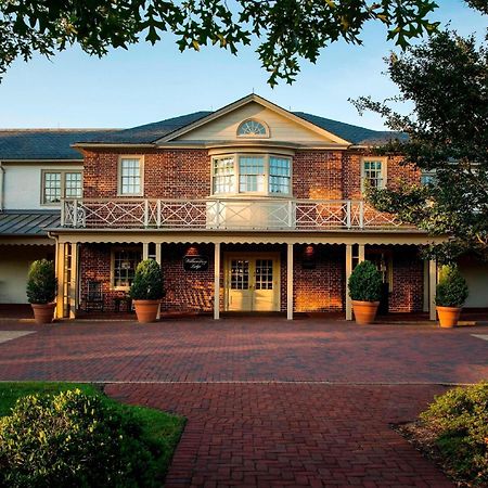 Williamsburg Lodge, Autograph Collection Exterior photo