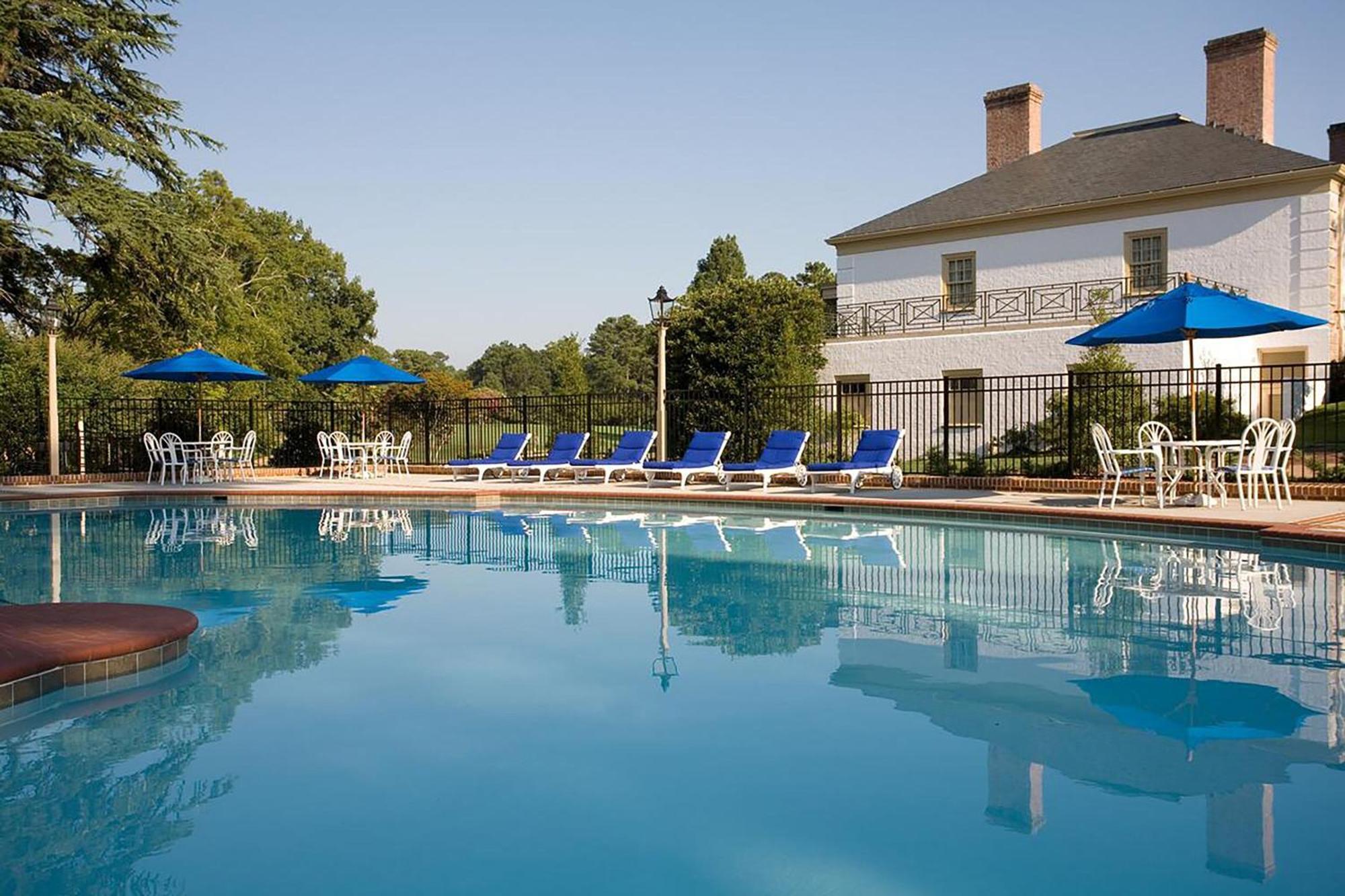 Williamsburg Lodge, Autograph Collection Exterior photo